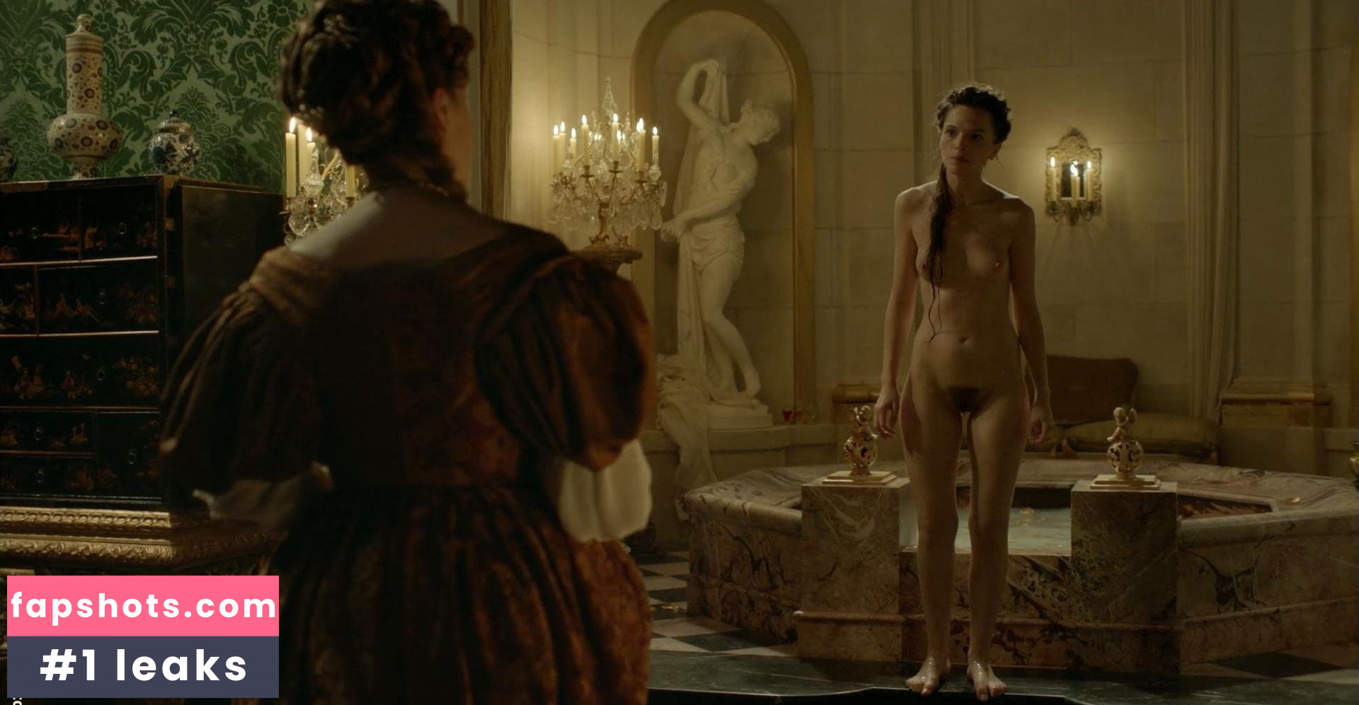 Anna Brewster gallery photo #40