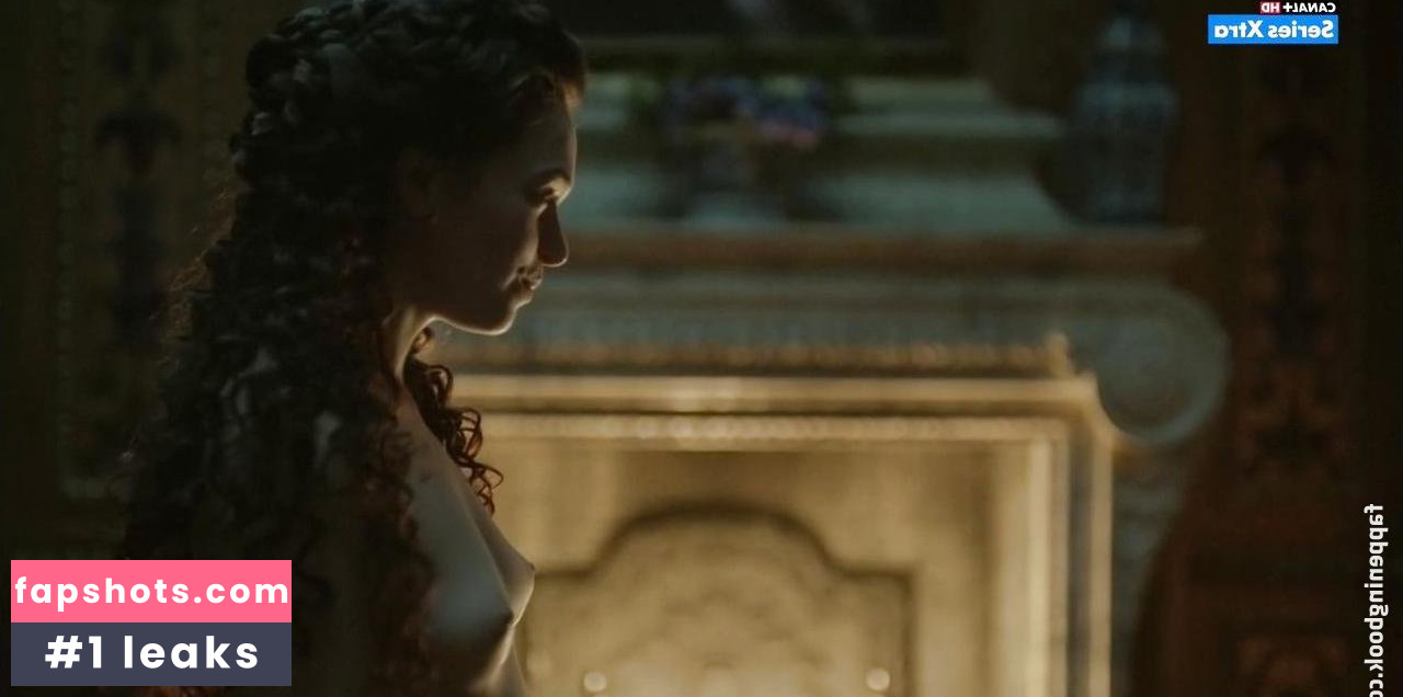 Anna Brewster gallery photo #41