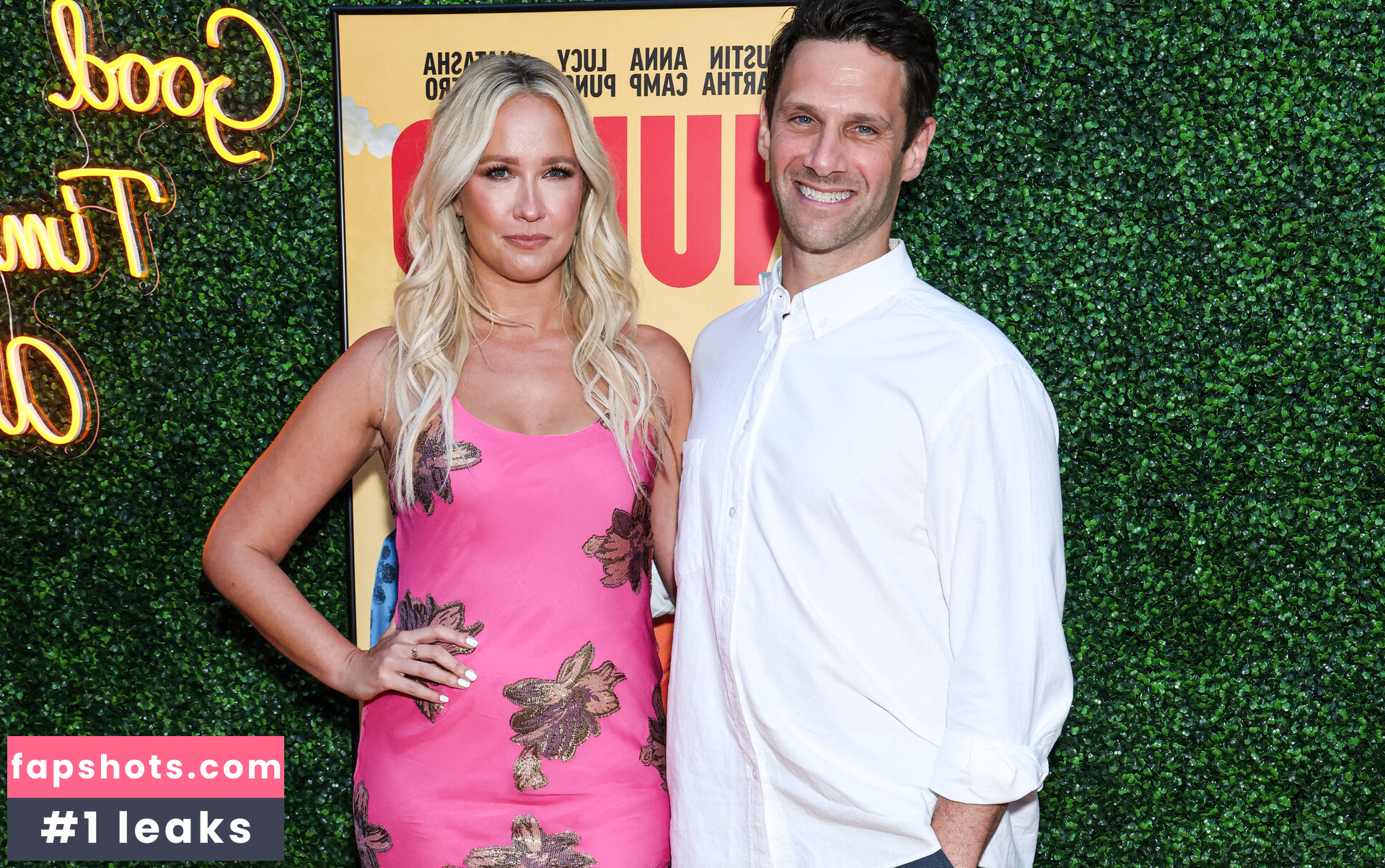 Anna Camp gallery photo #5