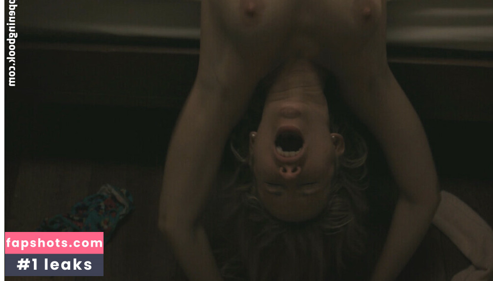 Anna Camp gallery photo #50