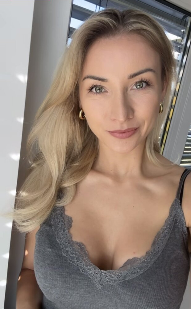 anna-carina-woitschack Nude Leaks OnlyFans - Fapshots