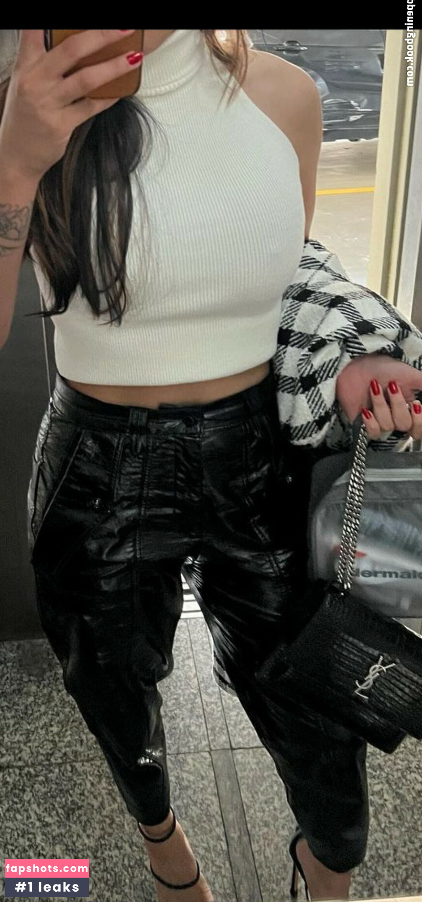 Anna Carvalho88 gallery photo #2