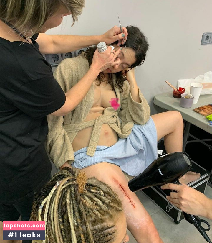 Anna Castillo Nude Leaks OnlyFans Photos #2 - LeakJerk