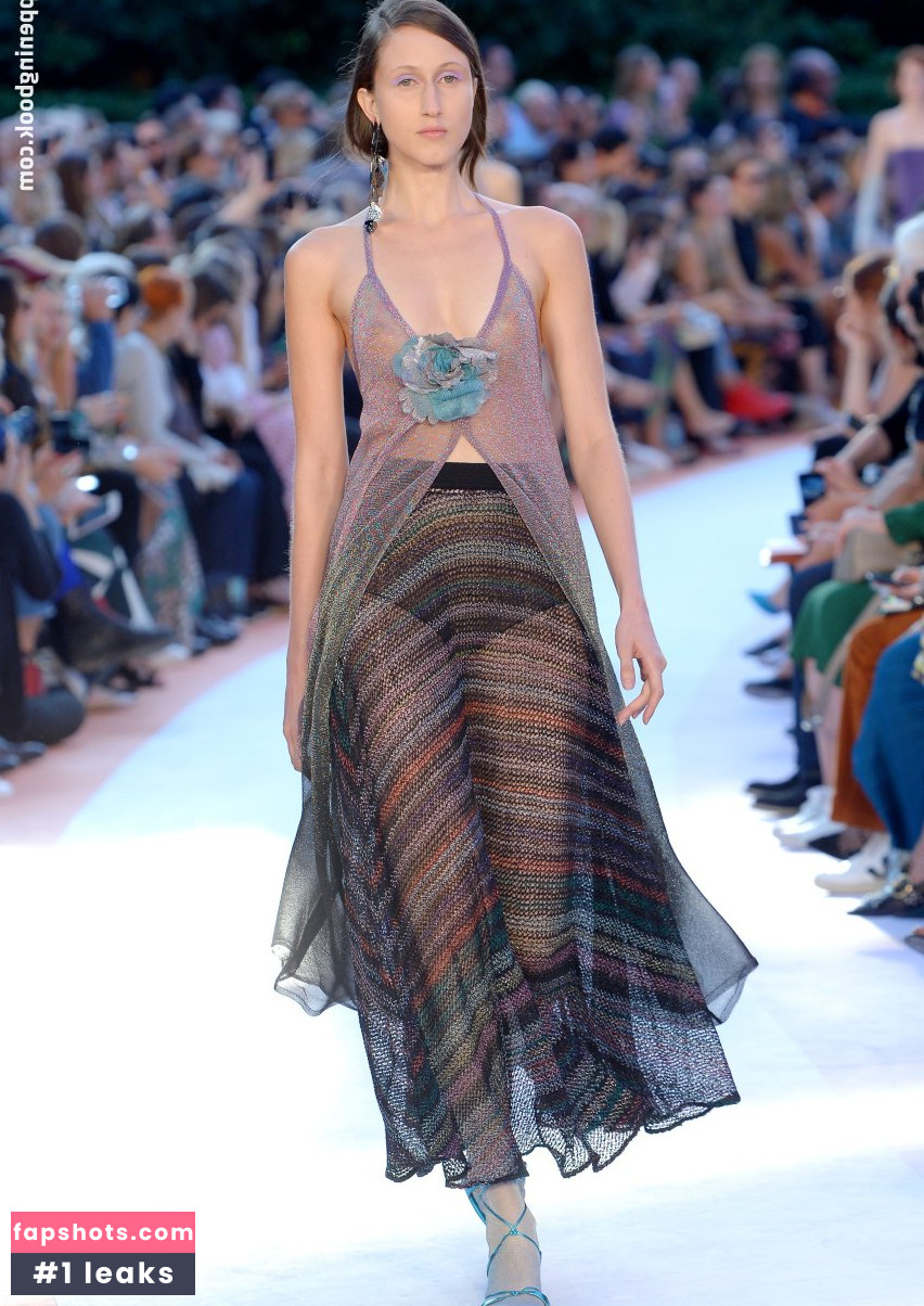 Anna Cleveland Nude Leaks OnlyFans Photos #21 - LeakJerk