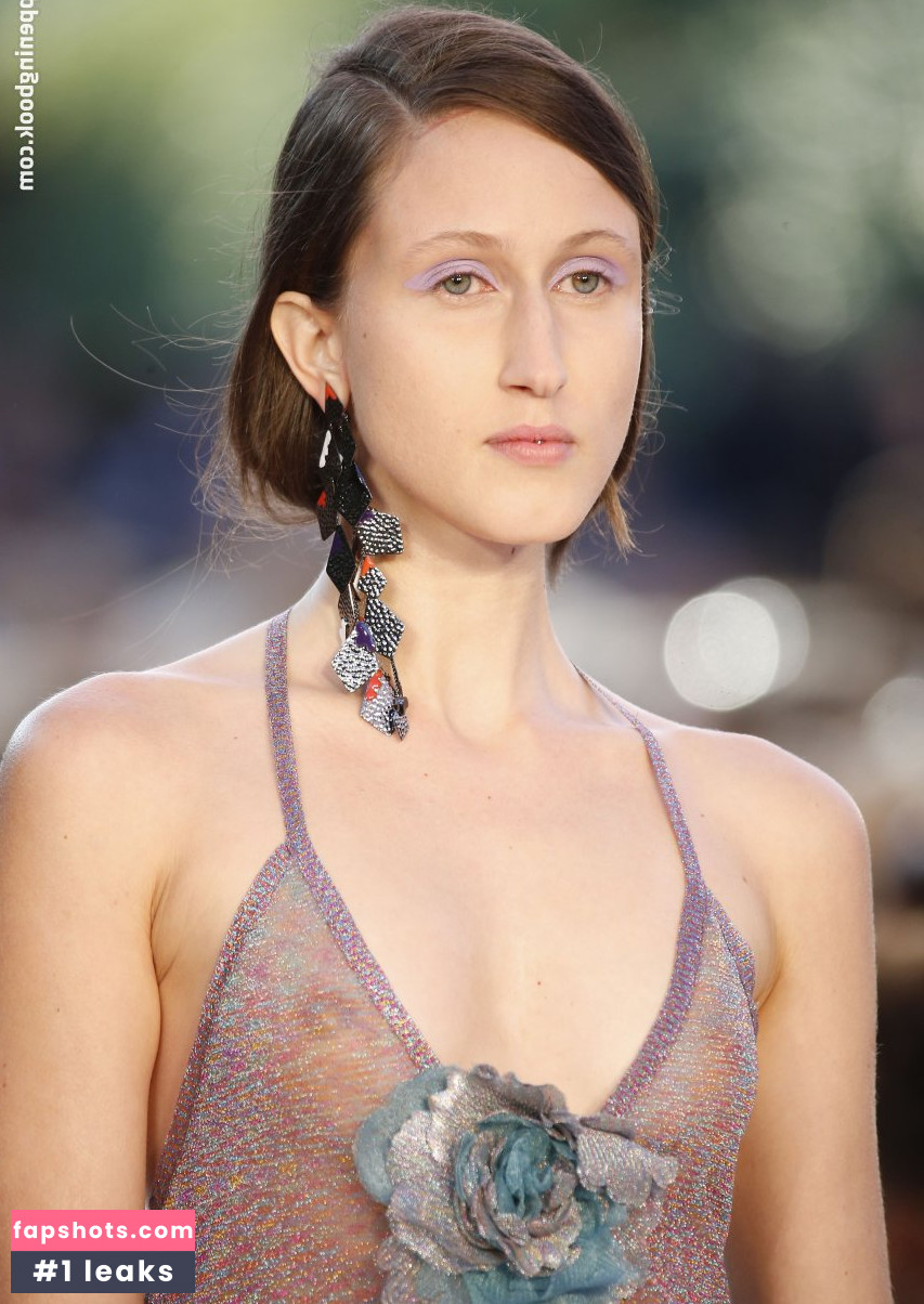 Anna Cleveland Nude Leaks OnlyFans Photos #26 - LeakJerk