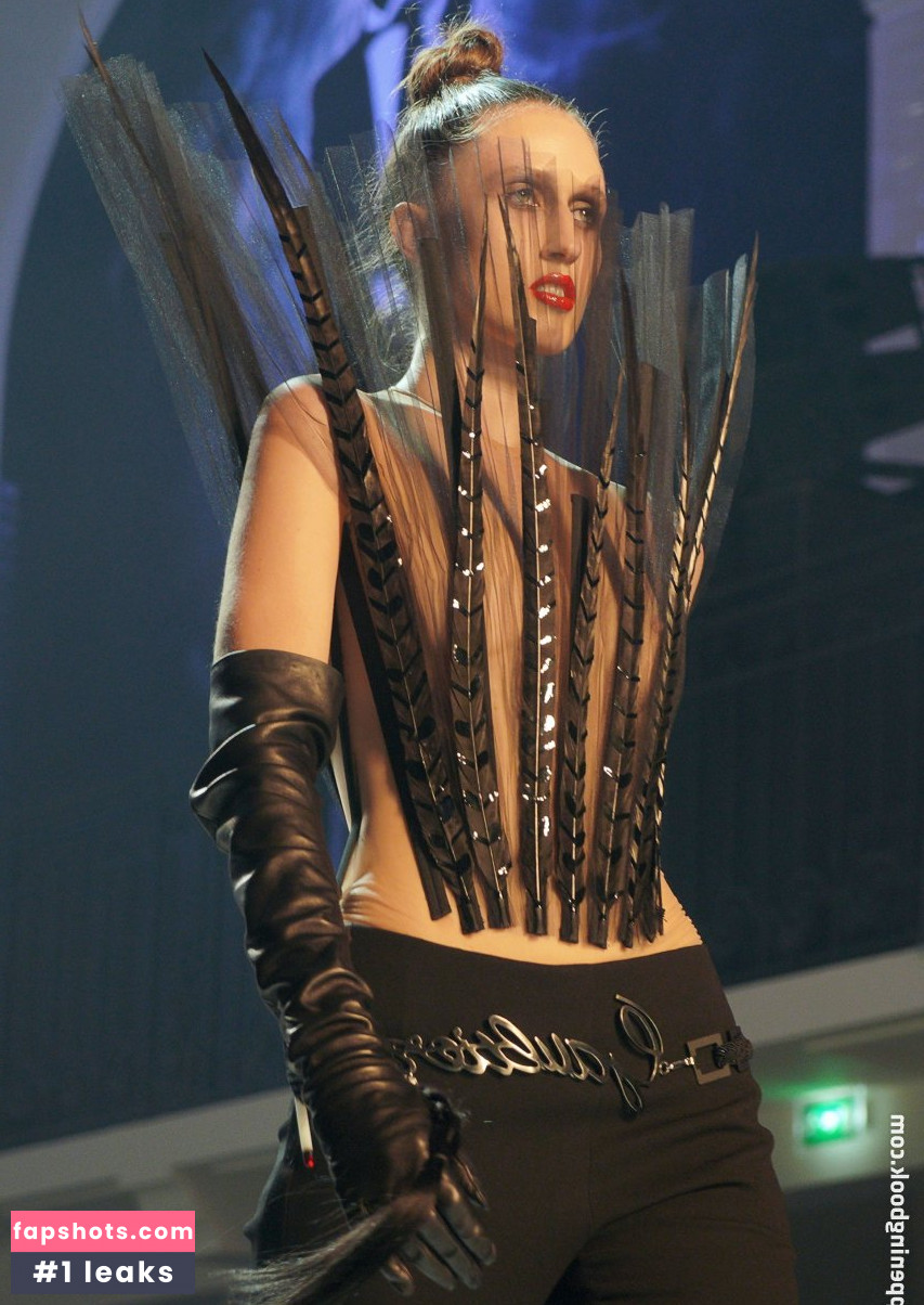 Anna Cleveland Nude Leaks OnlyFans Photos #38 - LeakJerk