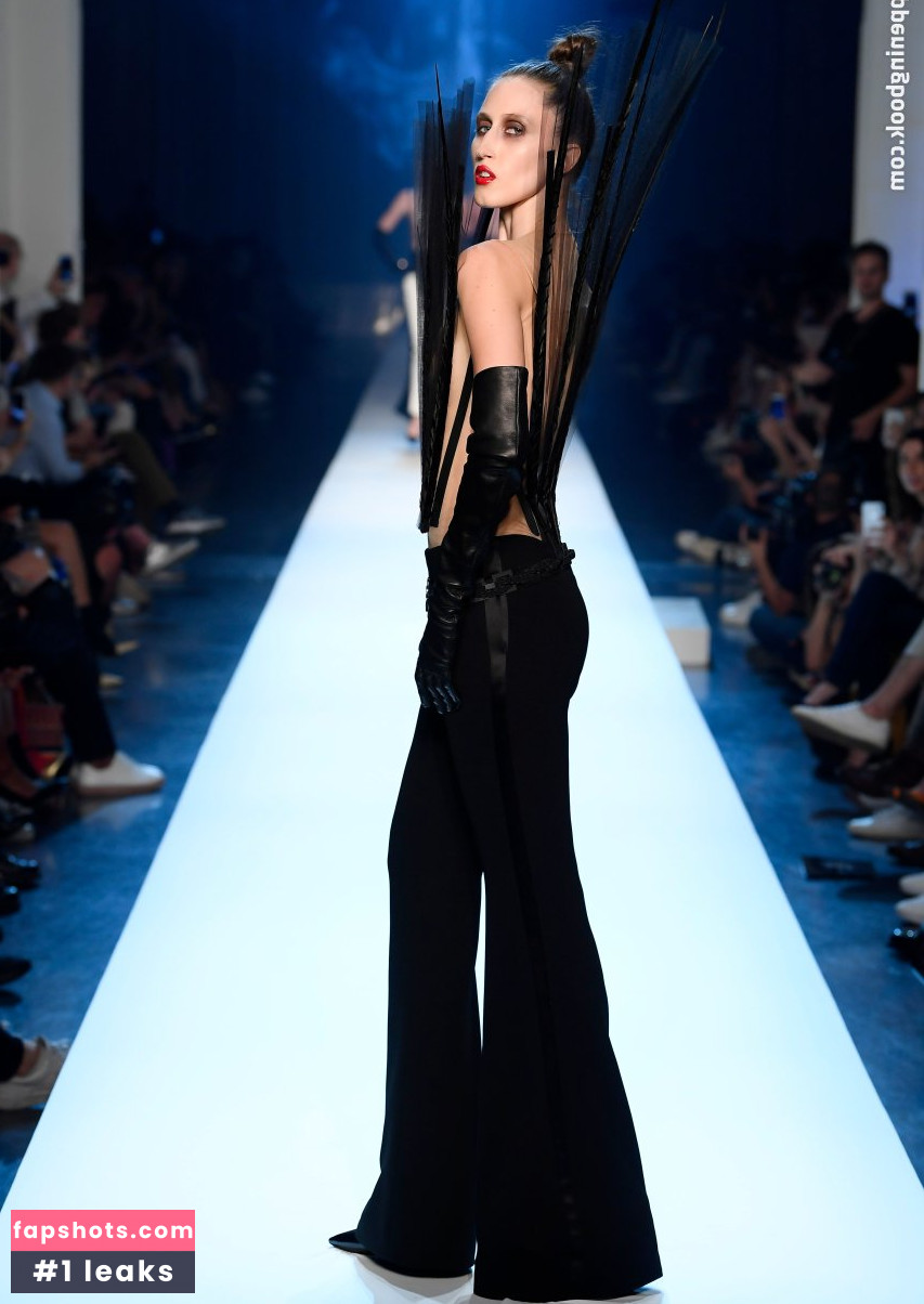 Anna Cleveland Nude Leaks OnlyFans Photos #41 - LeakJerk