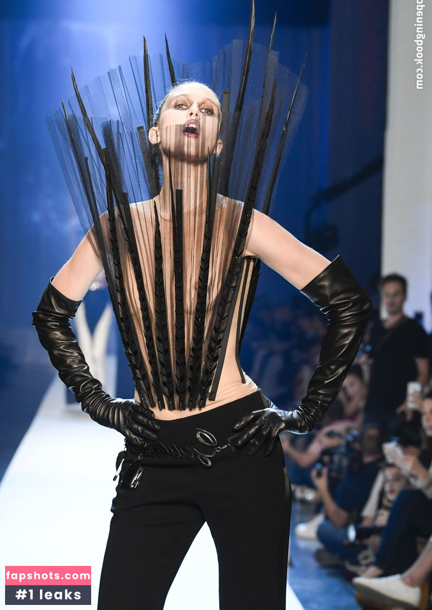 Anna Cleveland Nude Leaks OnlyFans Photos #44 - LeakJerk