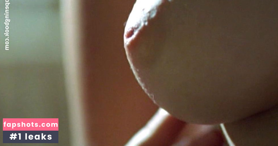 Anna Drijver gallery photo #17