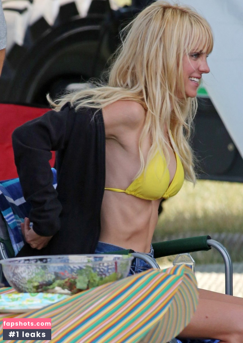 Anna Faris gallery photo #156