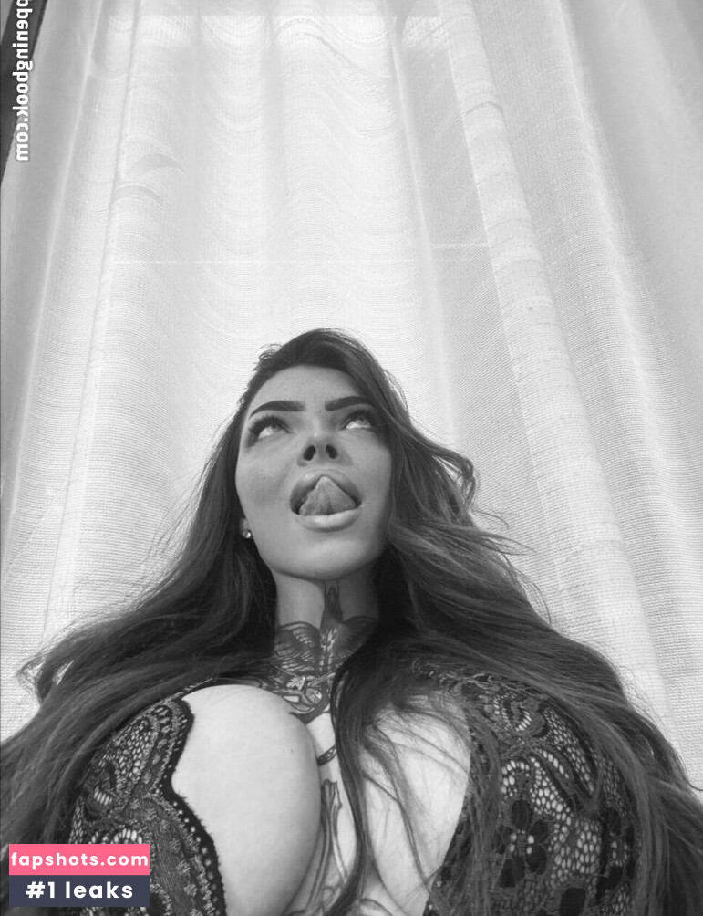 Anna Fusato nude babe gallery