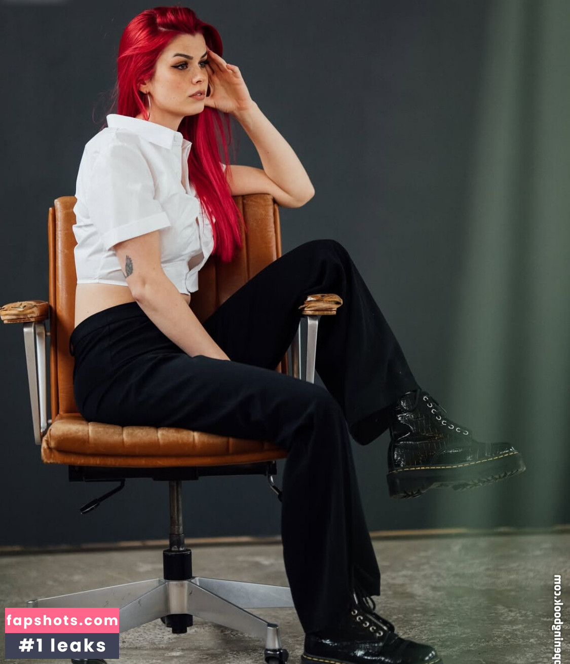 Anna Gazanis gallery photo #5