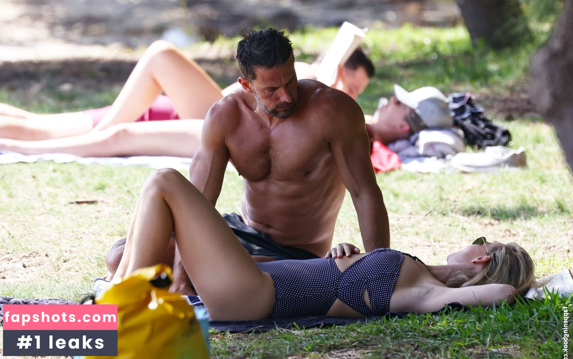 Anna Heinrich gallery photo #22