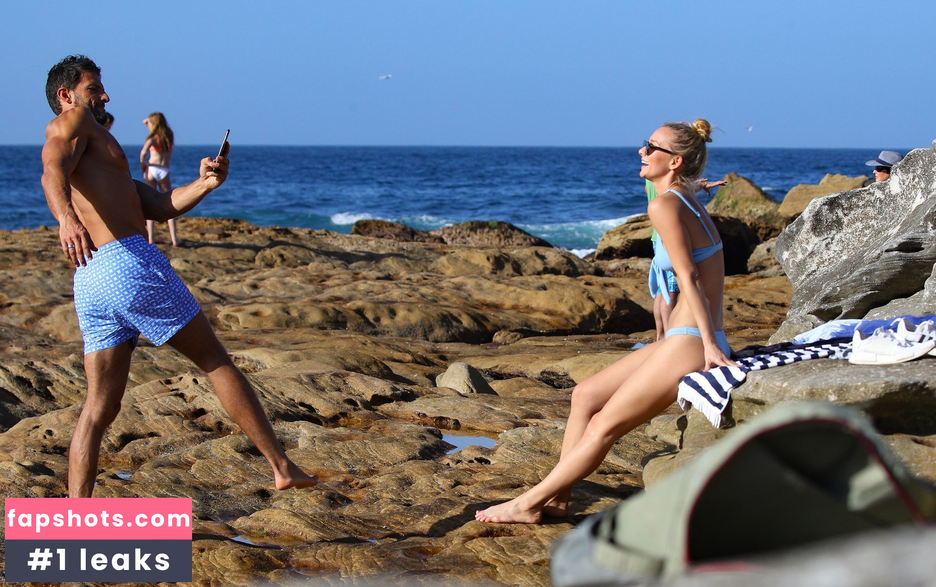 Anna Heinrich gallery photo #43