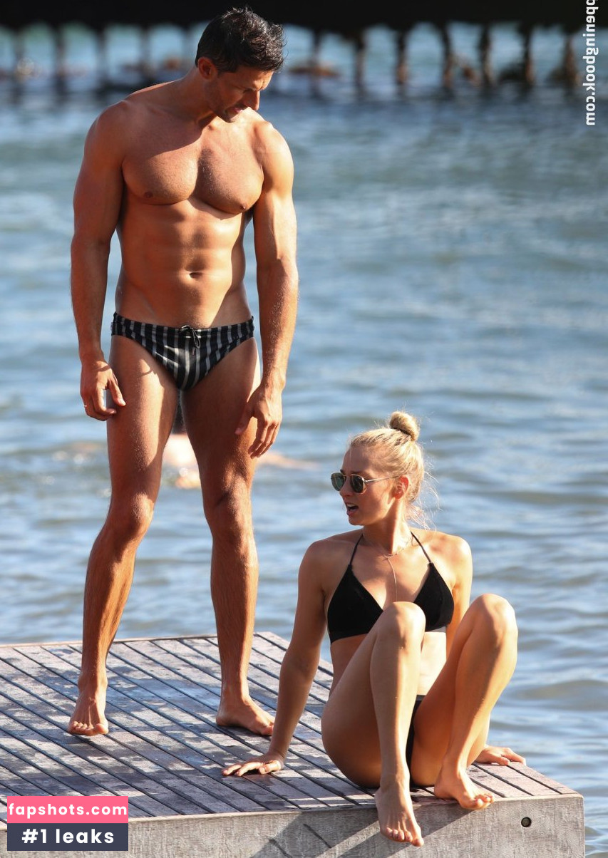 Anna Heinrich gallery photo #55