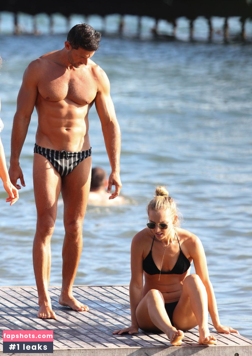 Anna Heinrich gallery photo #56