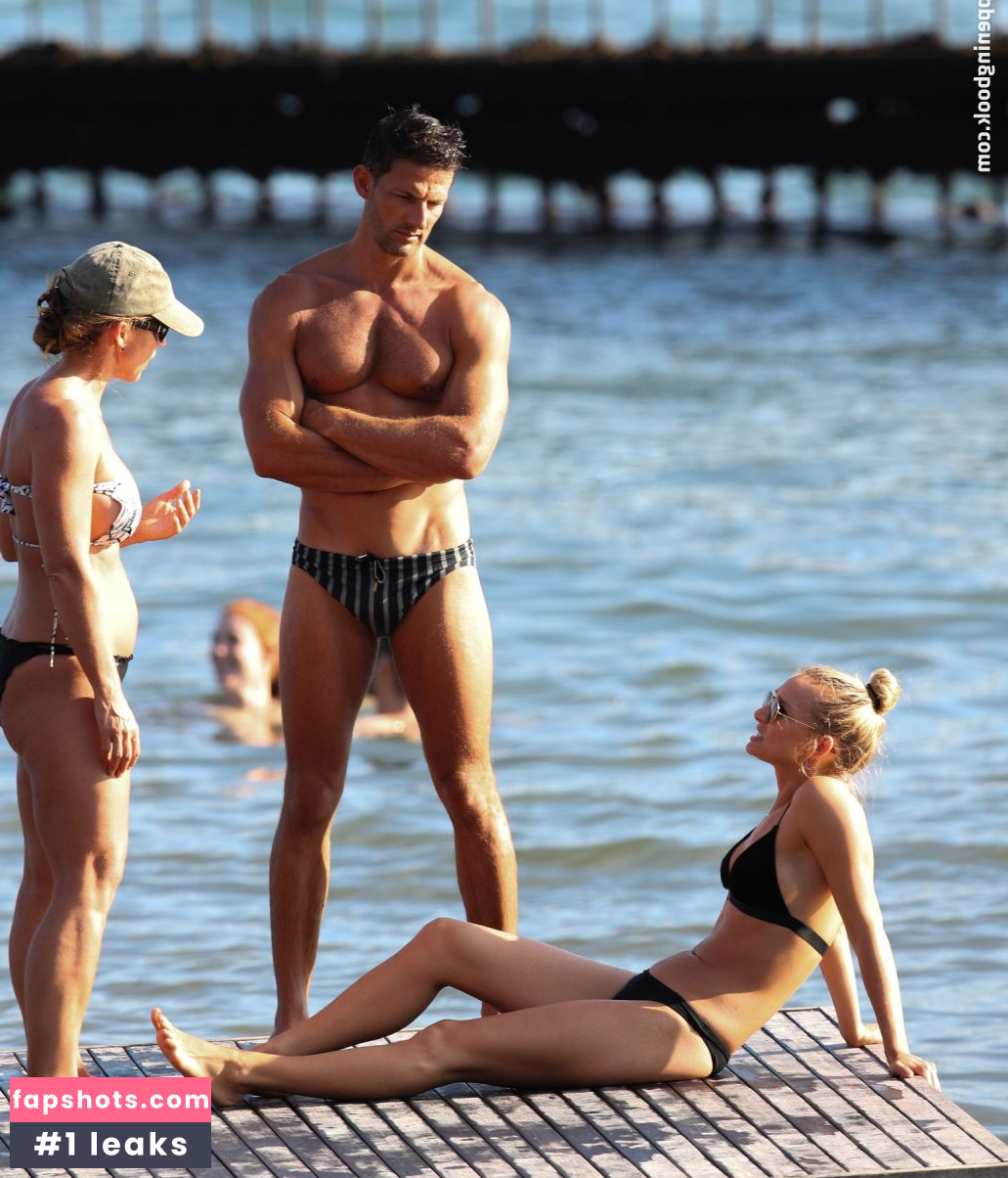 Anna Heinrich gallery photo #58