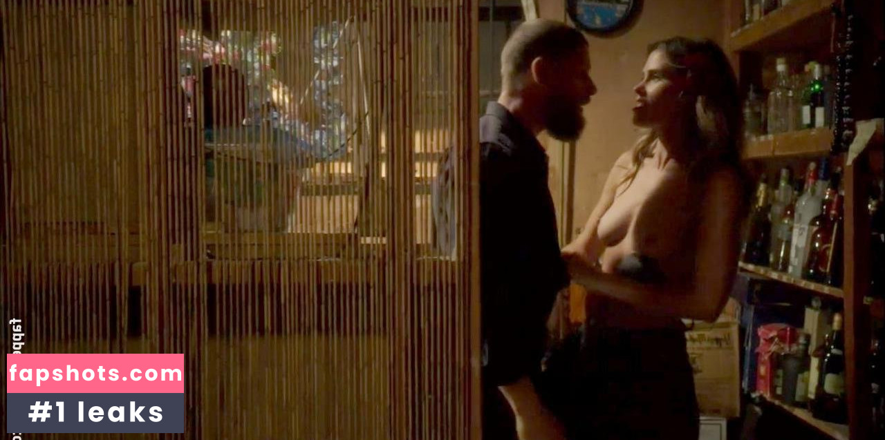 Anna Hutchison gallery photo #28