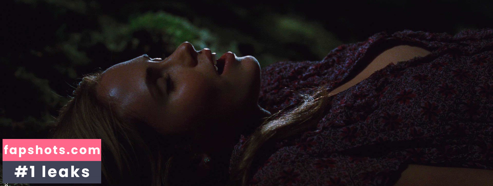 Anna Hutchison gallery photo #7