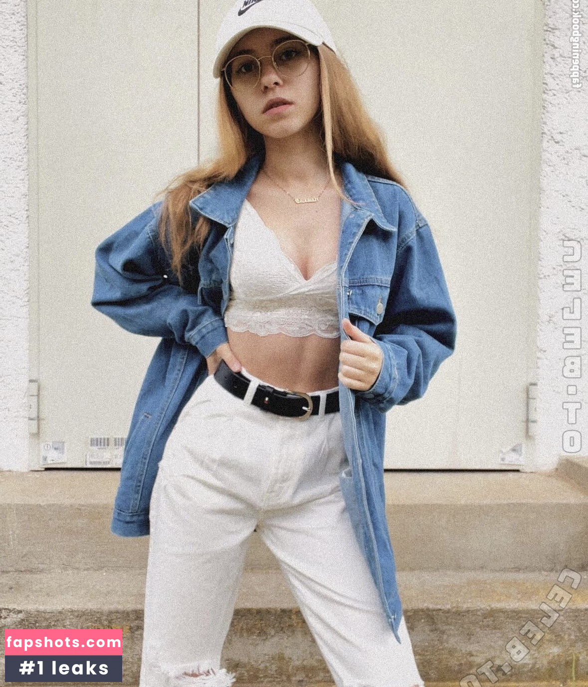 Anna Kauer gallery photo #11