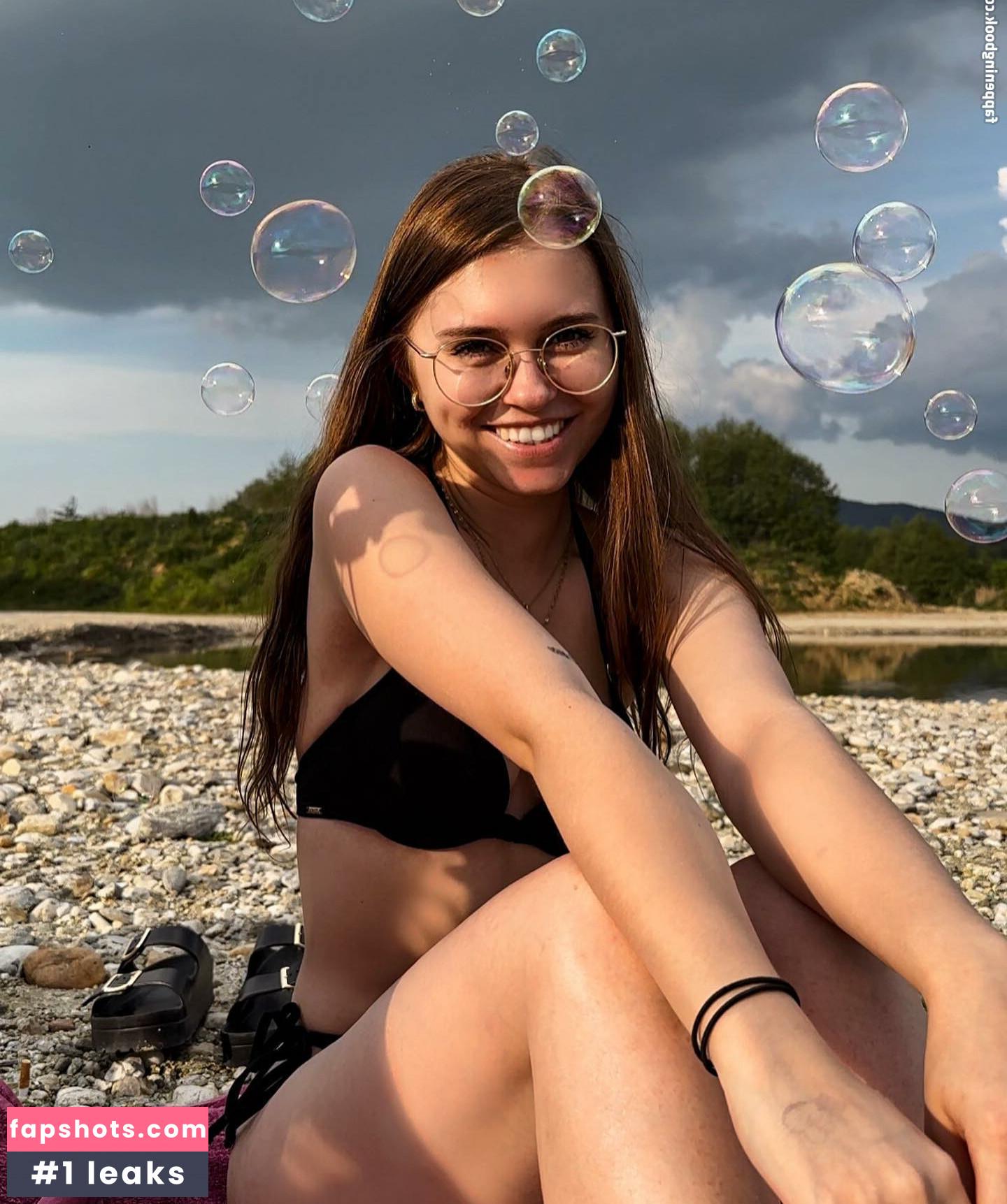 Anna Kauer gallery photo #106