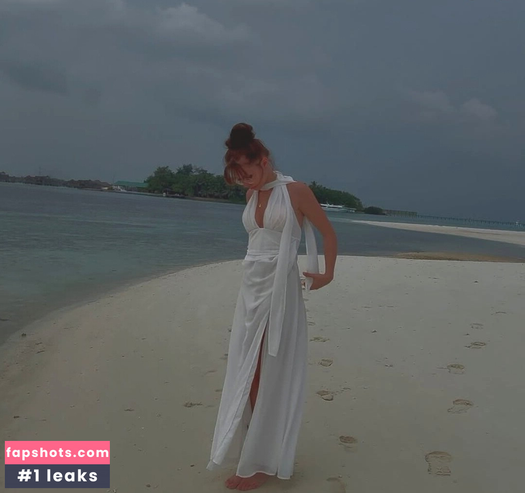 Anna Kauer gallery photo #44