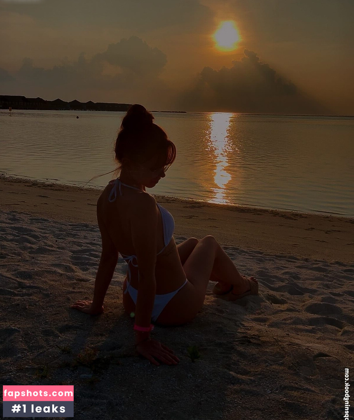 Anna Kauer gallery photo #69