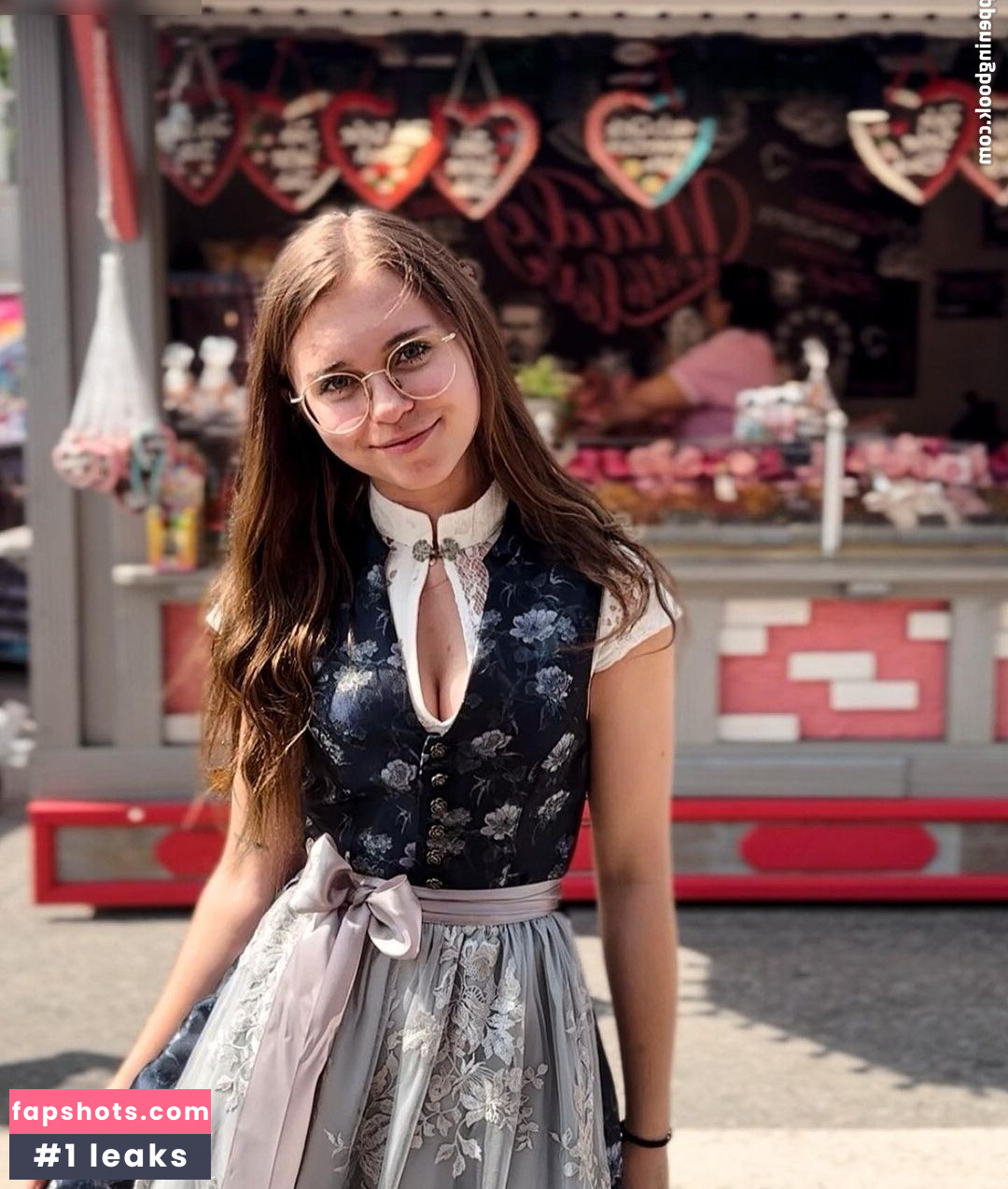 Anna Kauer gallery photo #89