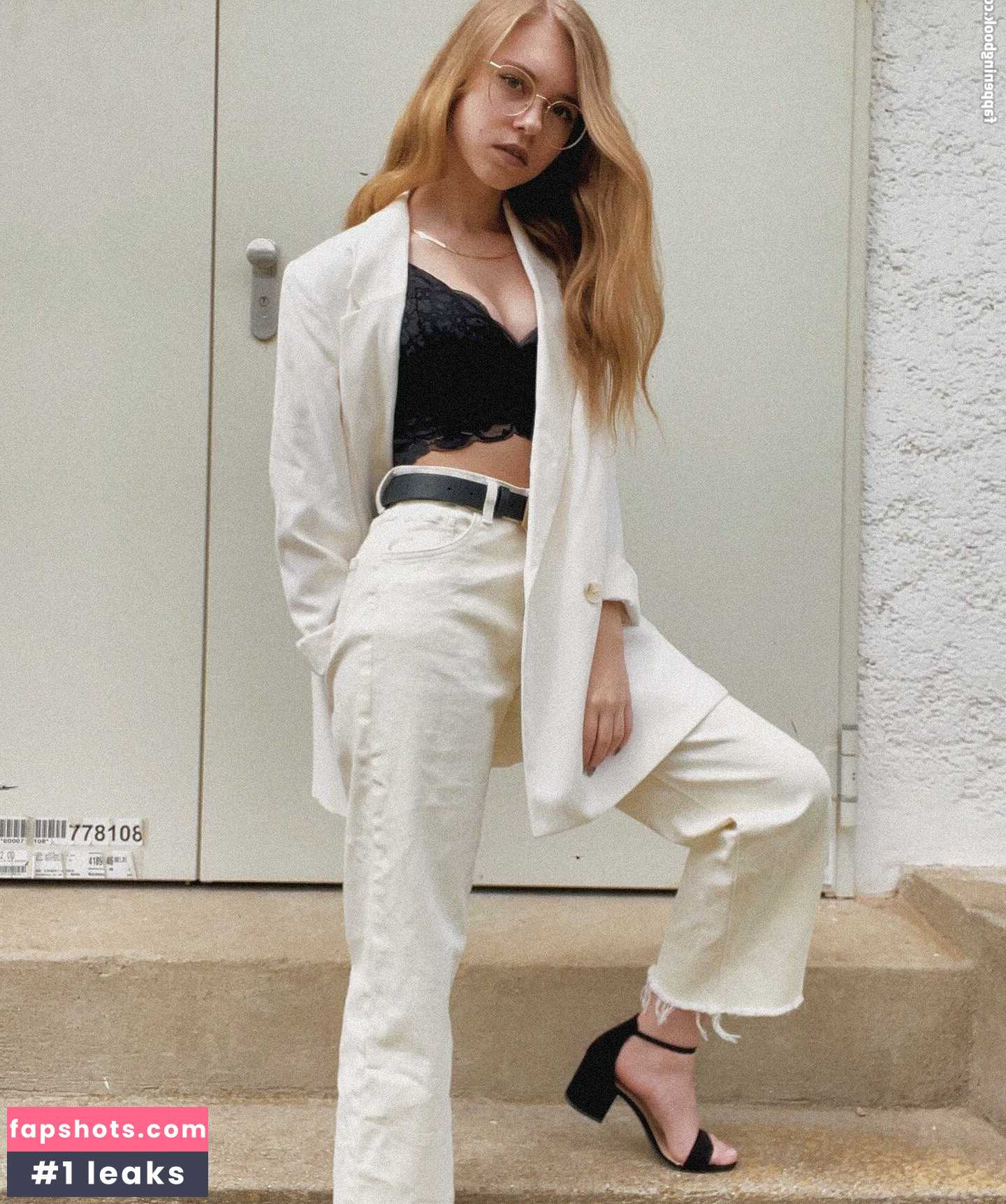 Anna Kauer gallery photo #100