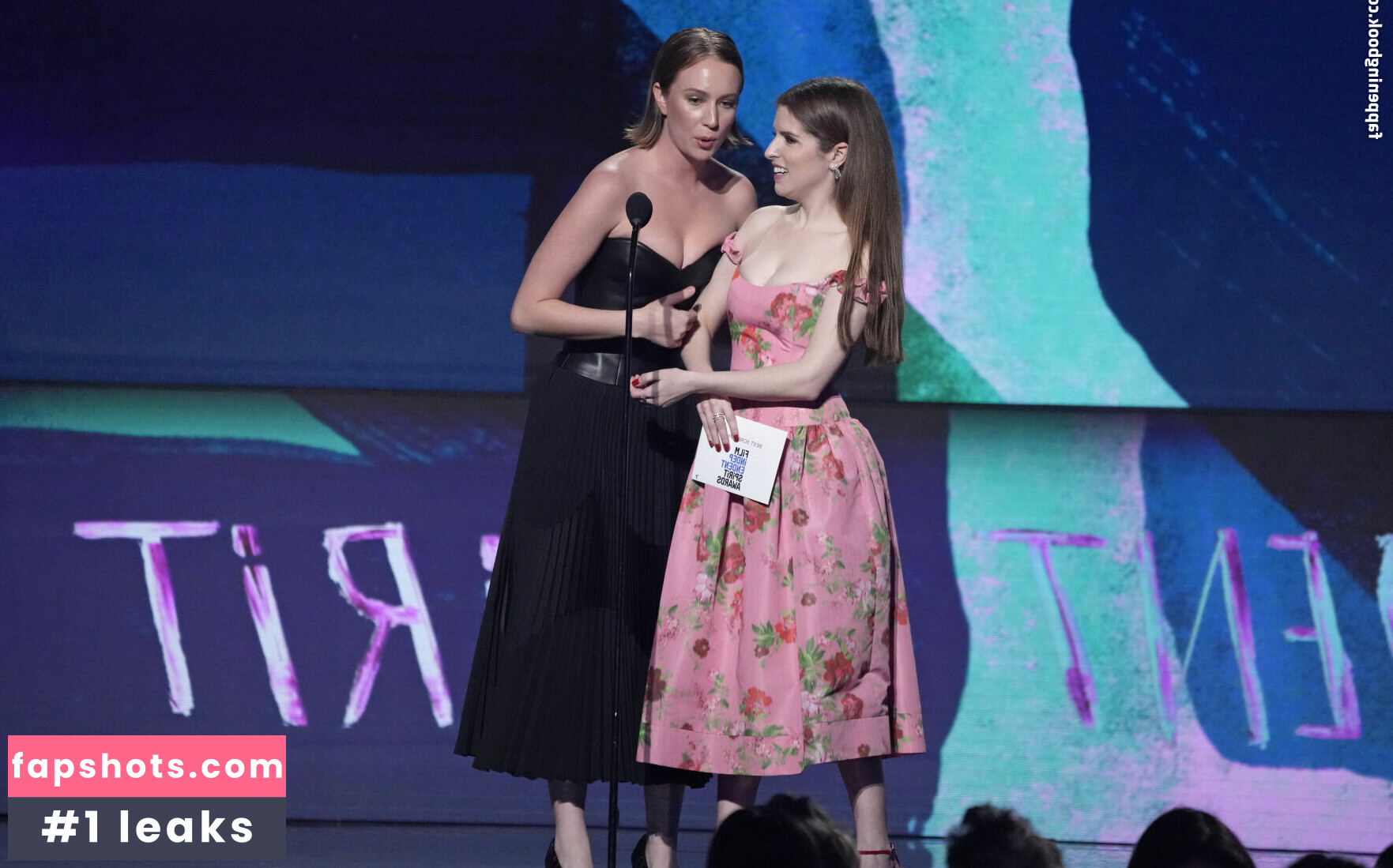 Anna Kendrick gallery photo #184