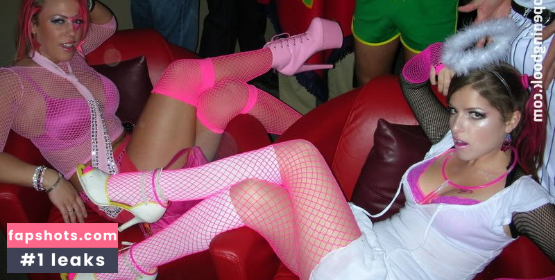 Anna Kendrick gallery photo #650