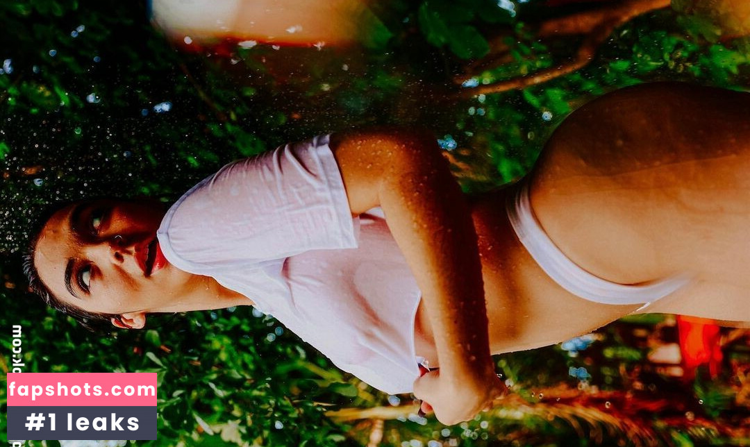 Anna Kisue gallery photo #33