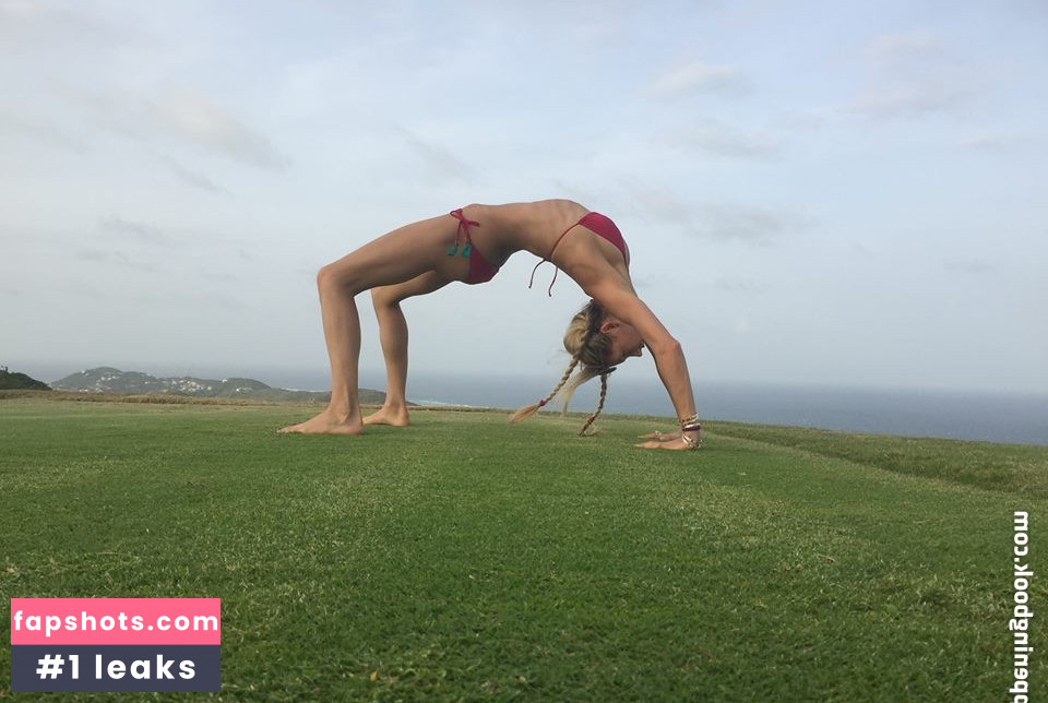 Anna Kournikova Nude Leaks OnlyFans Photos #121 - Fapshots