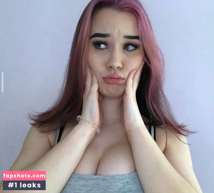 Anna Langley gallery photo #43