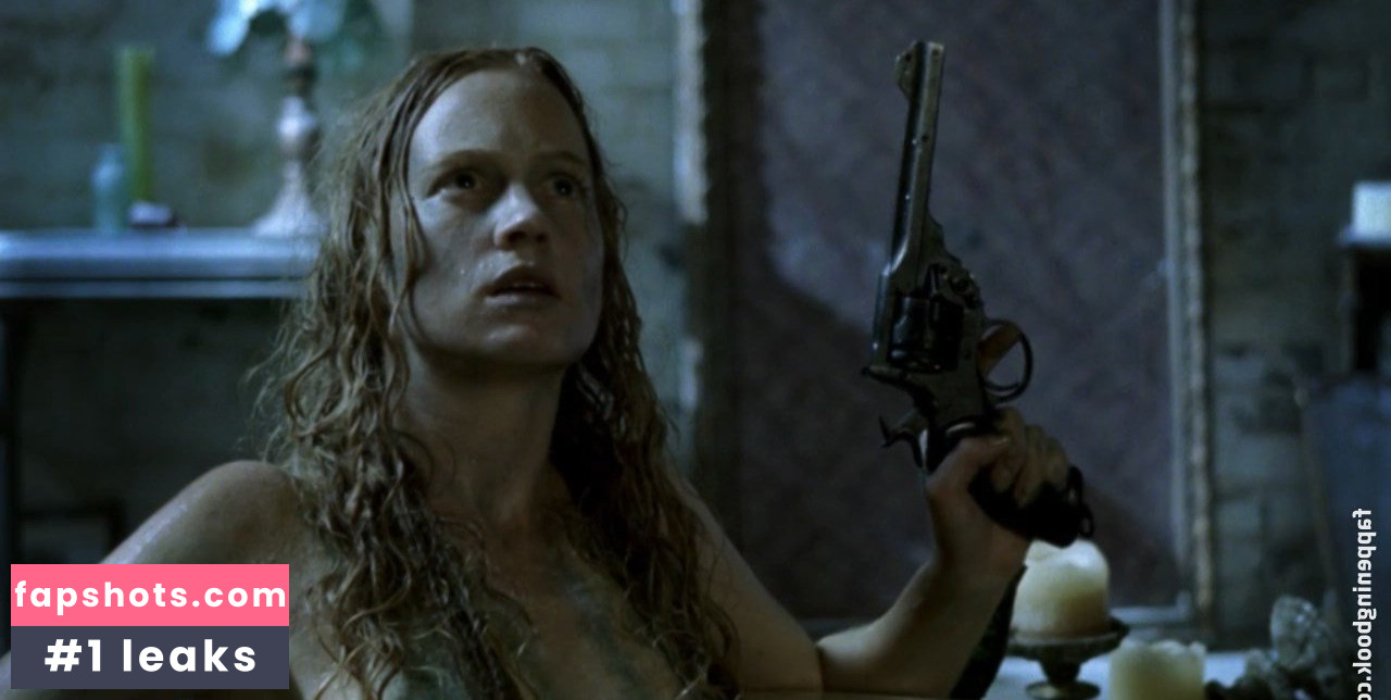 Anna Lise Phillips gallery photo #6