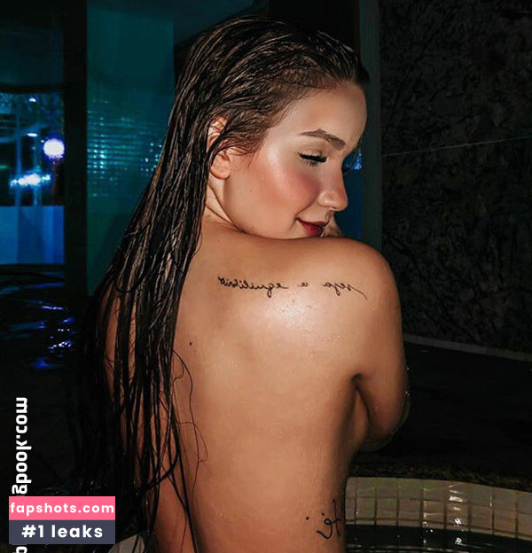 Anna Livya nude babe gallery