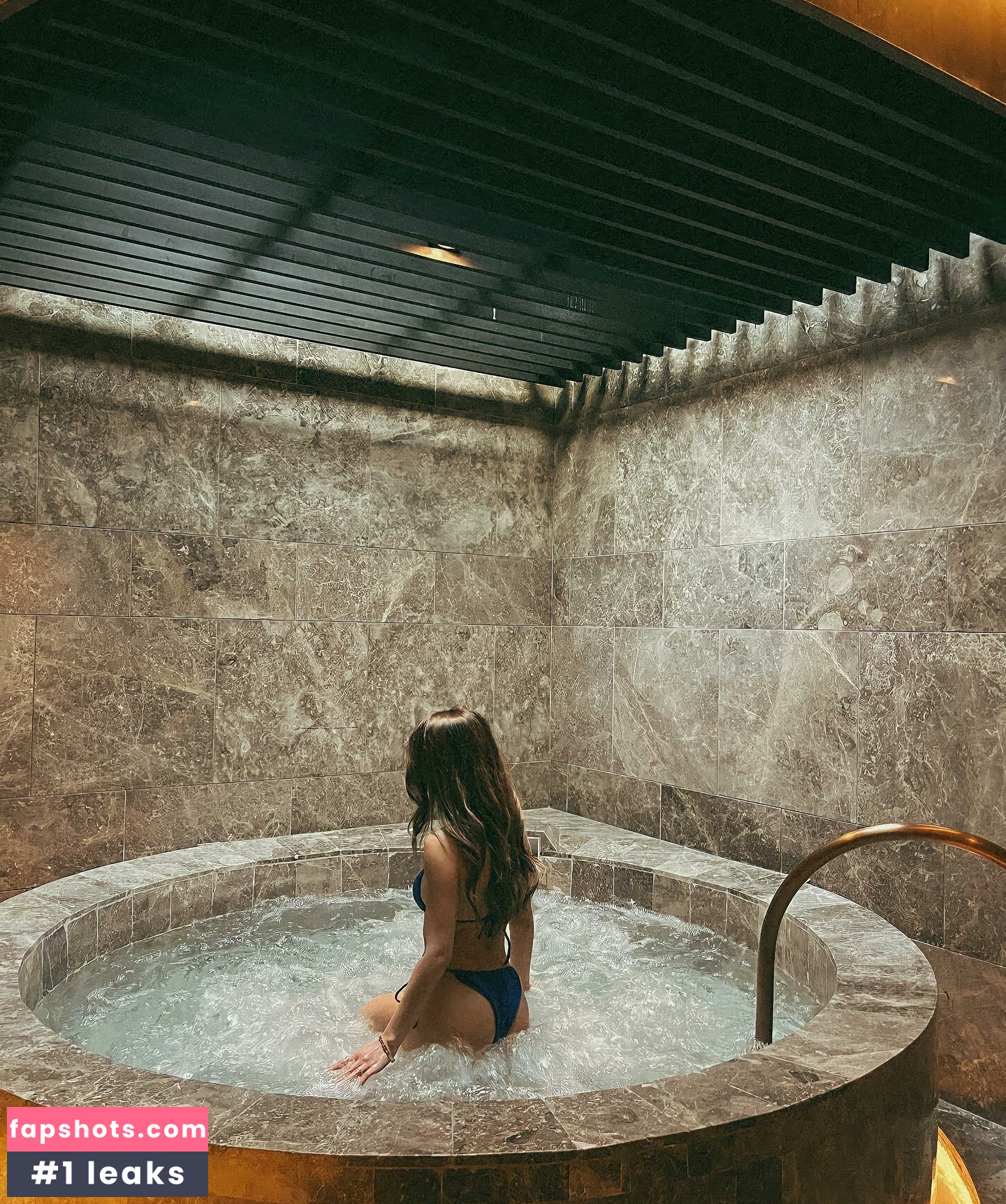 Anna Marcelo gallery photo #34