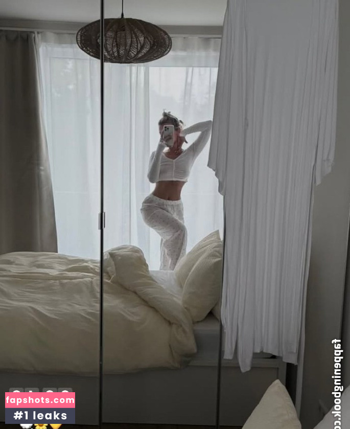 Anna Maria Schimanski gallery photo #5