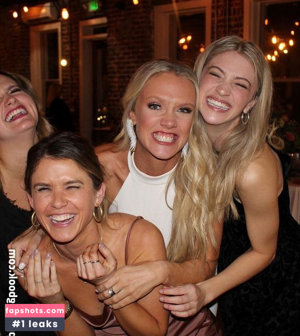 Anna-Marie Dobbins gallery photo #13