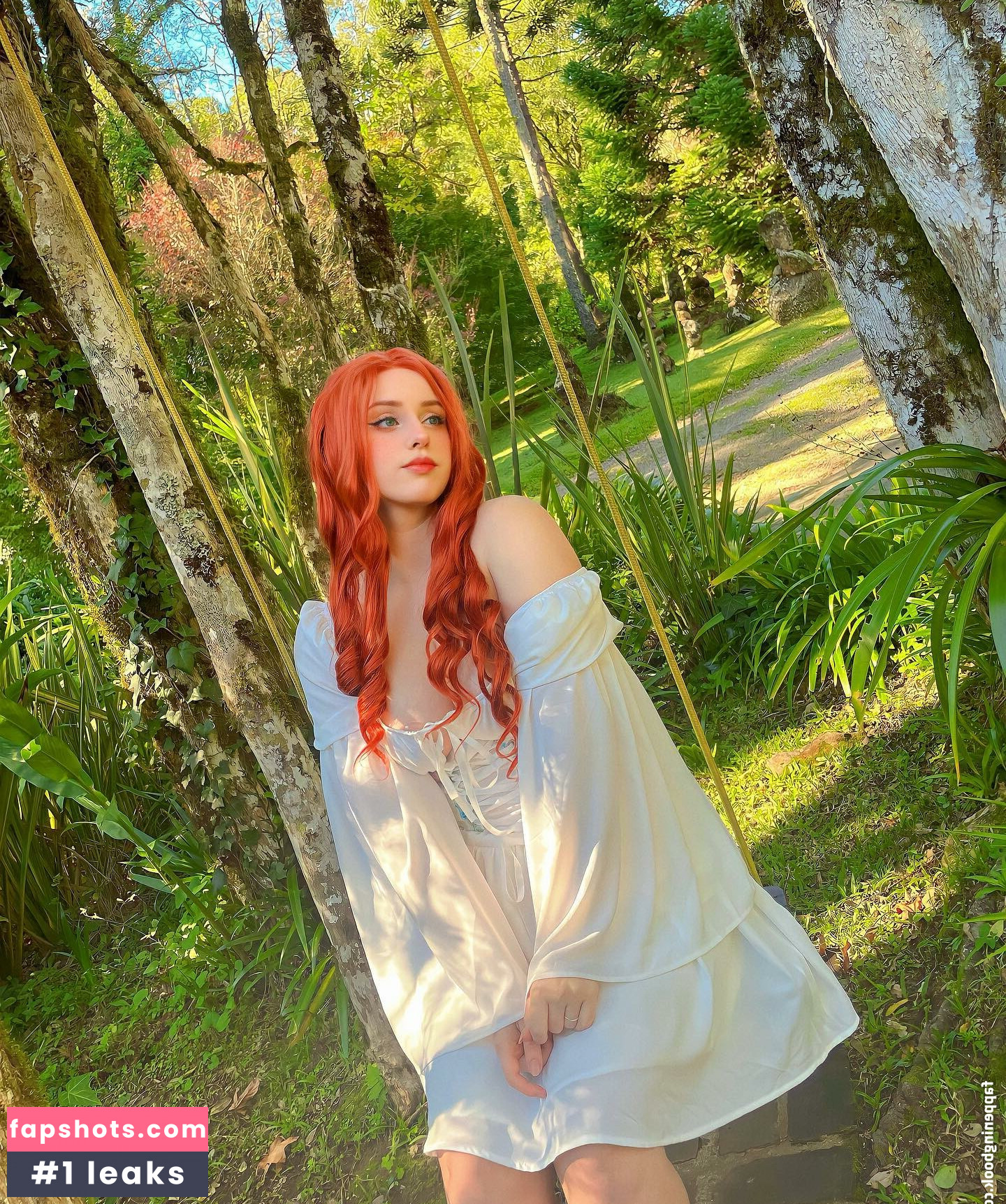 Anna Moreira gallery photo #87