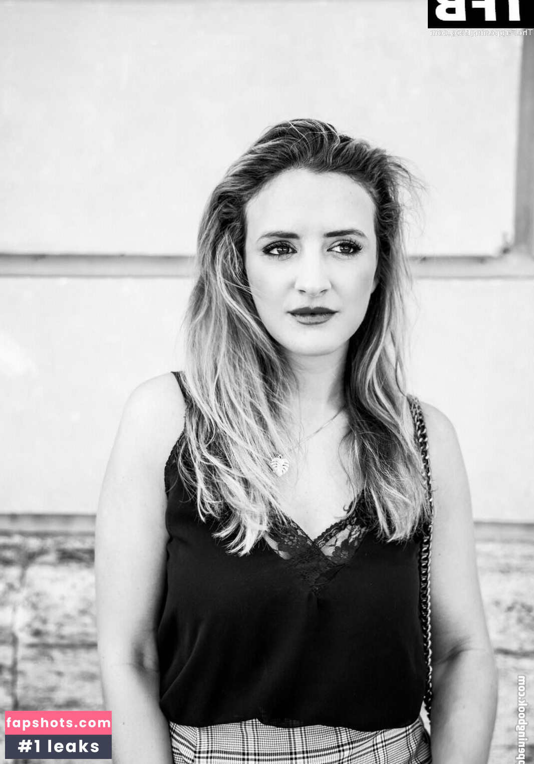 Anna Noe gallery photo #7