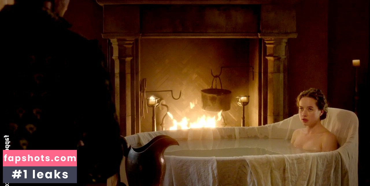 Anna Popplewell gallery photo #13