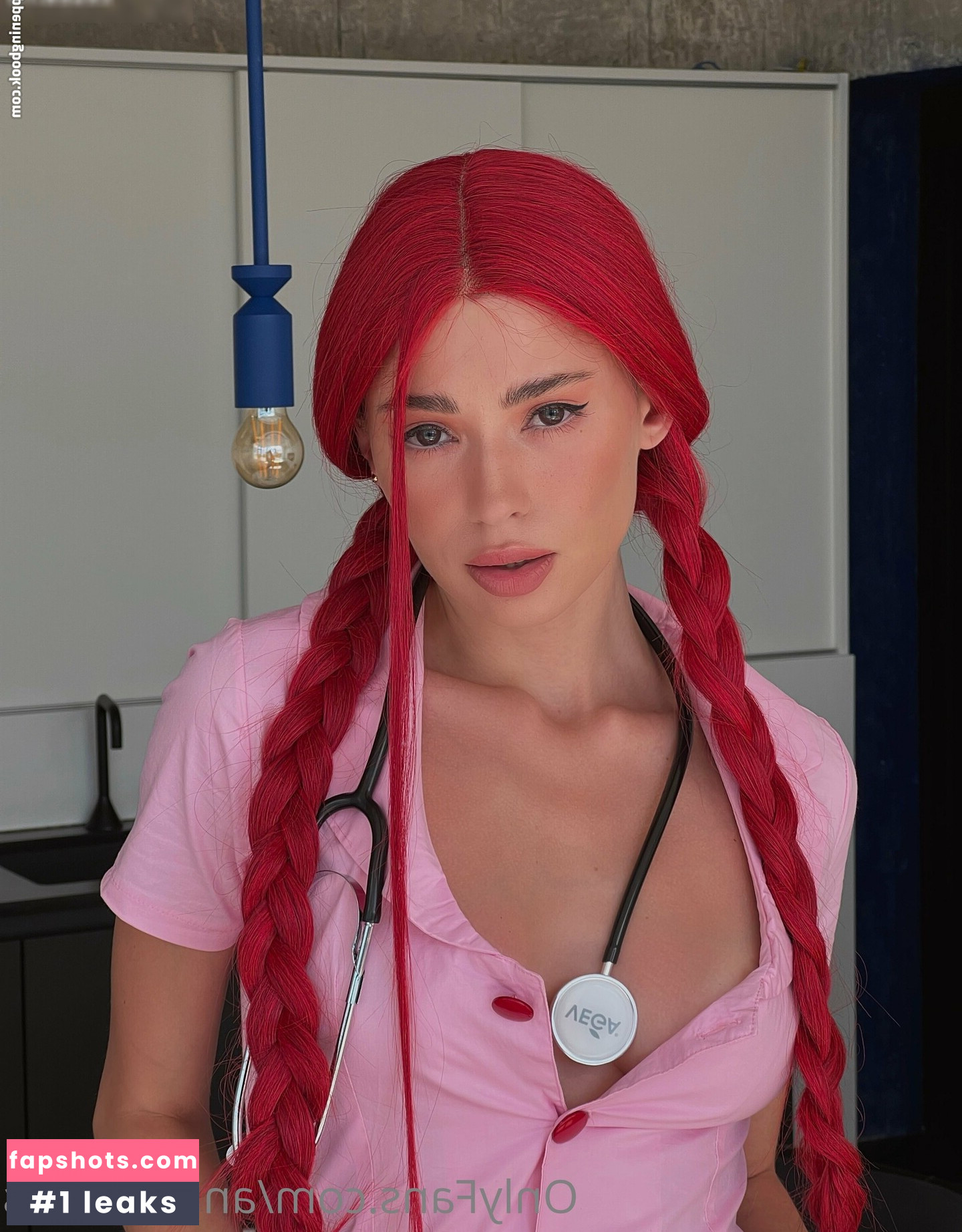 Anna Ralphs gallery photo #255