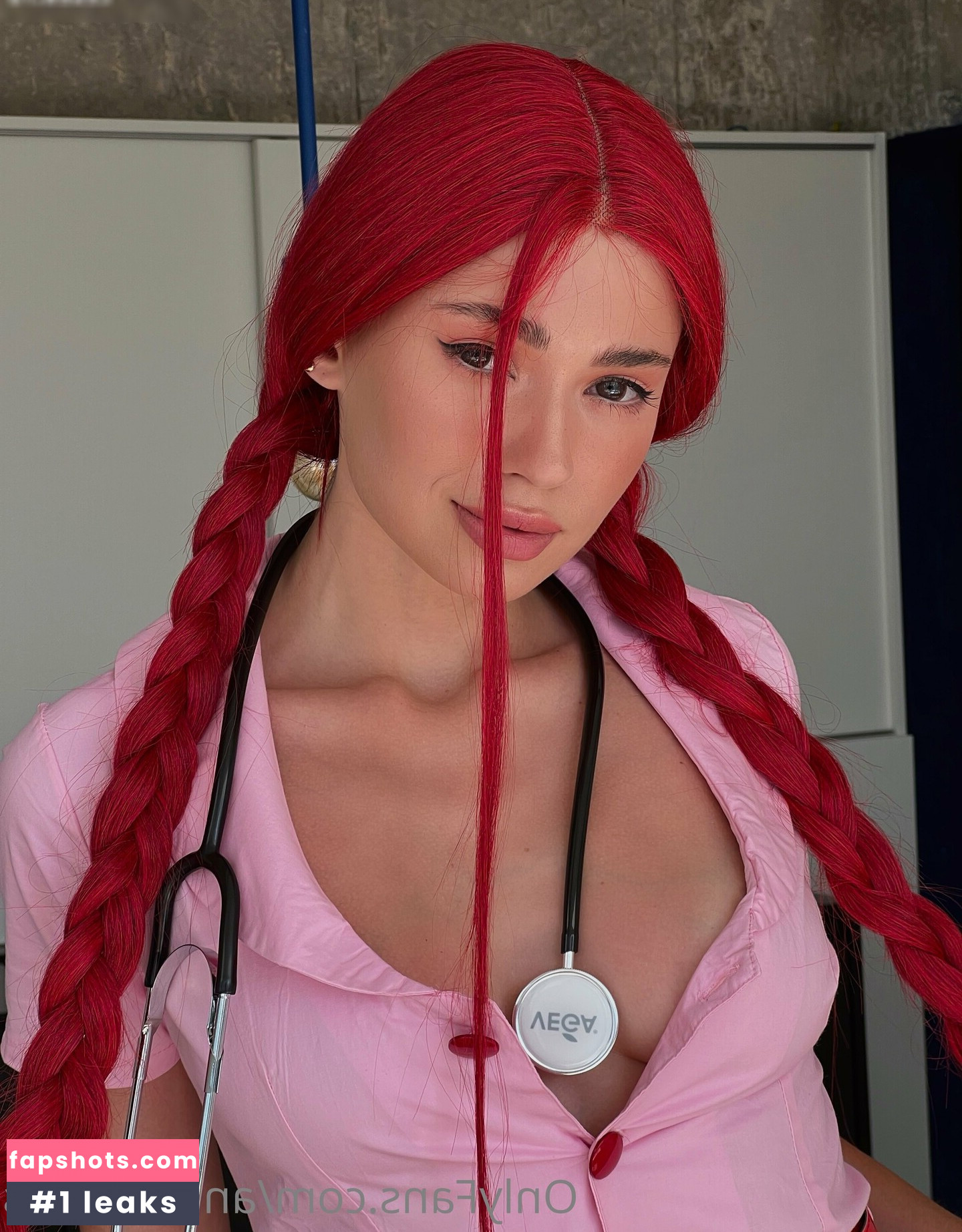 Anna Ralphs gallery photo #260