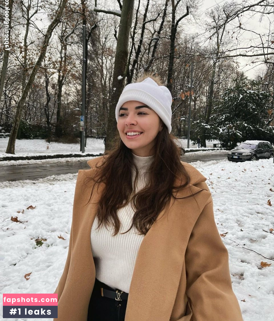 Anna Rebellato gallery photo #181