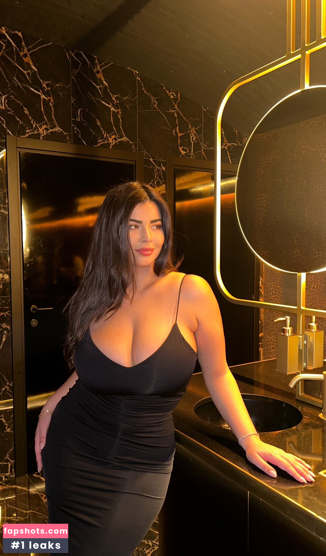 Anna Rebellato gallery photo #68