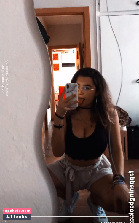 Anna Romero gallery photo #16