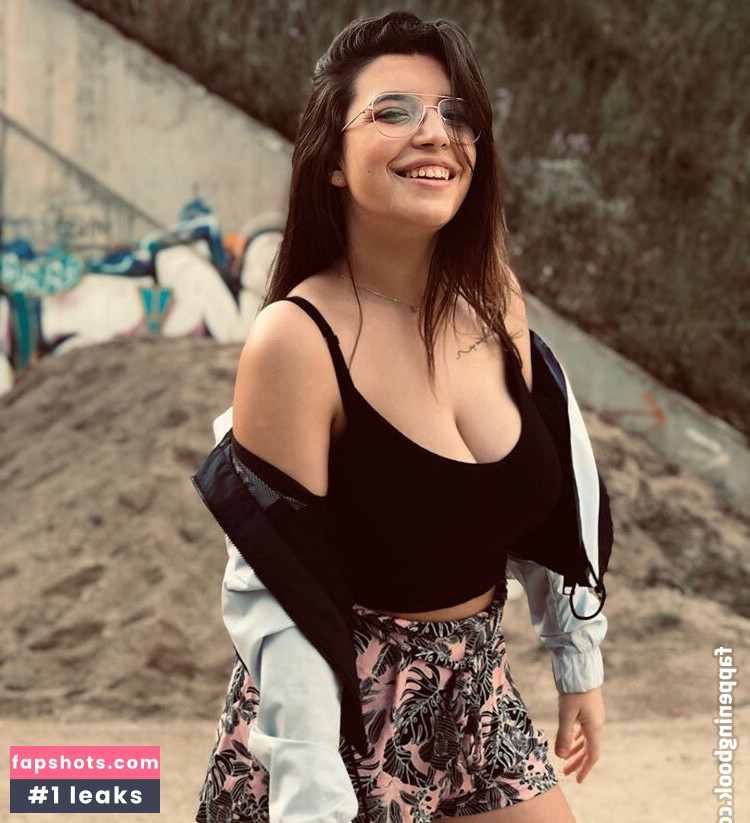 Anna Romero gallery photo #19