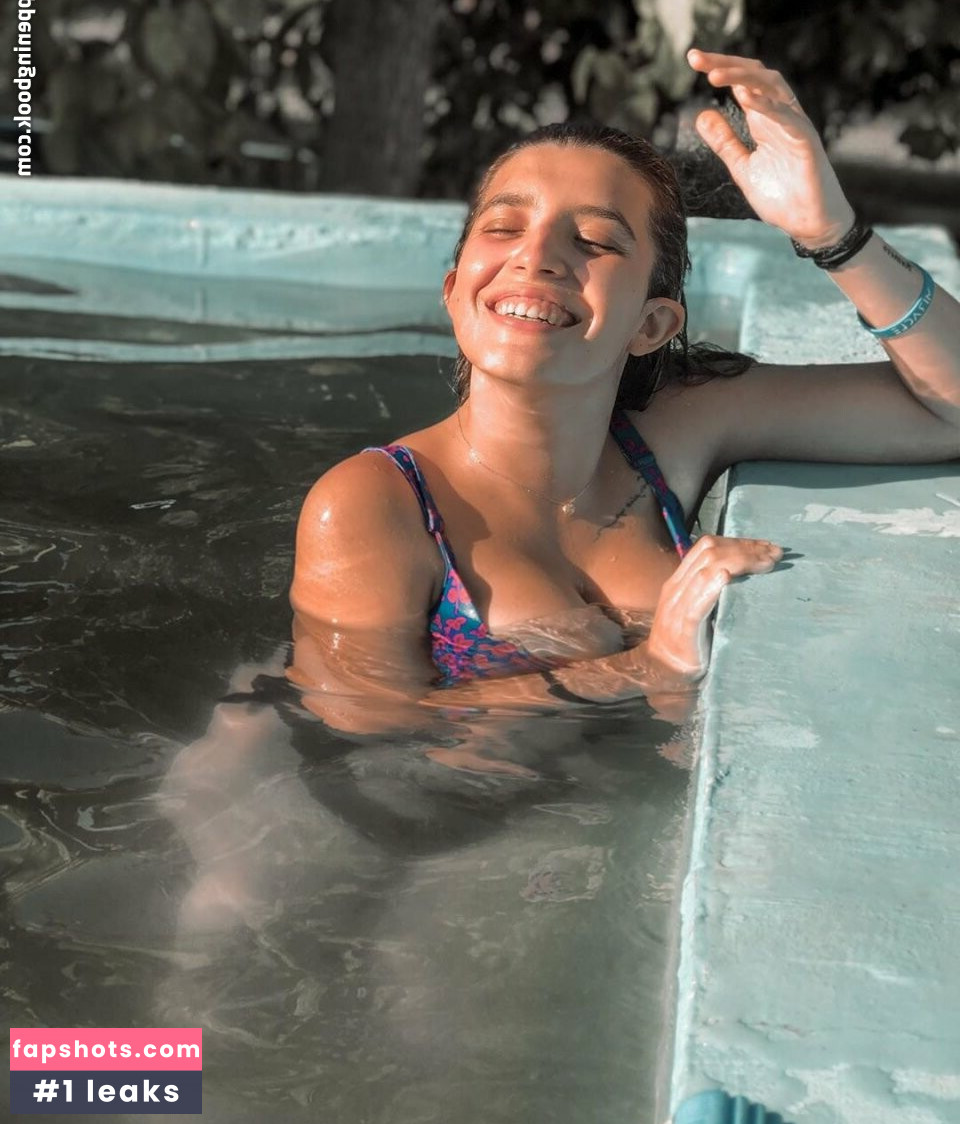 Anna Romero gallery photo #28