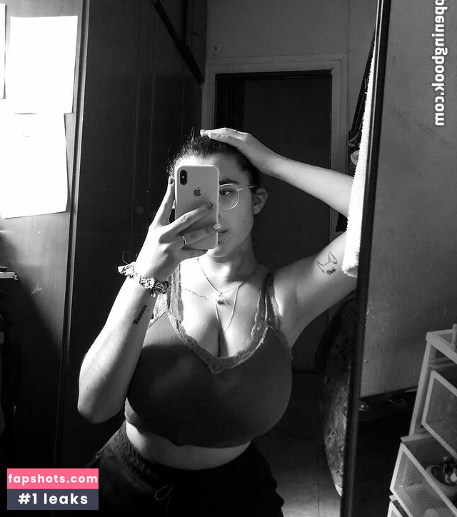 Anna Romero gallery photo #9